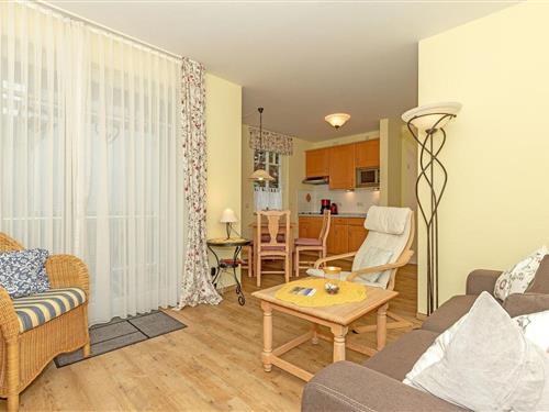 Holiday Home/Apartment - 2 persons -  - Tannenstraße - 18225 - Ostseebad Kühlungsborn