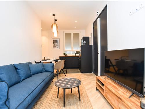 Holiday Home/Apartment - 6 persons -  - 75009 - Paris