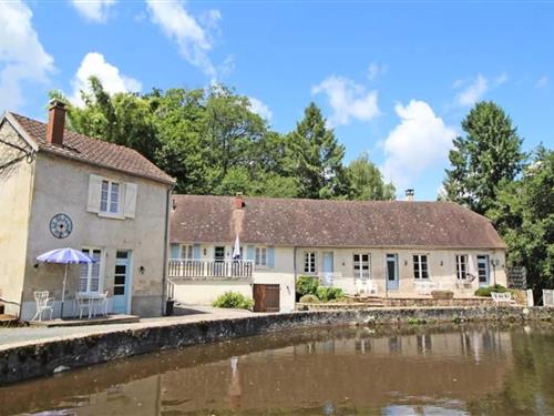 Ferienhaus - 10 Personen -  - 87500 - St Yrieix La Perche