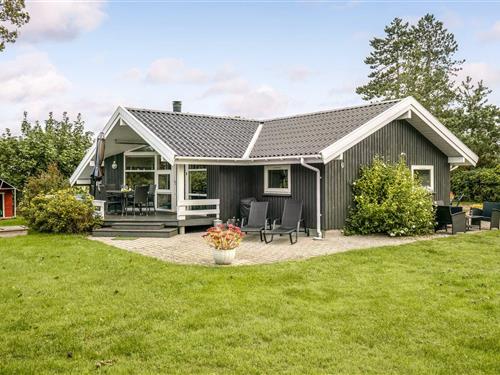 Sommerhus - 6 personer -  - Stellanovavej - Vejlby Fed - 5500 - Middelfart