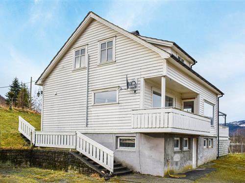 Ferienhaus - 6 Personen -  - Kyrpingsvegen - Kyrping/Åkrafjorden/Etne - 5590 - Etne