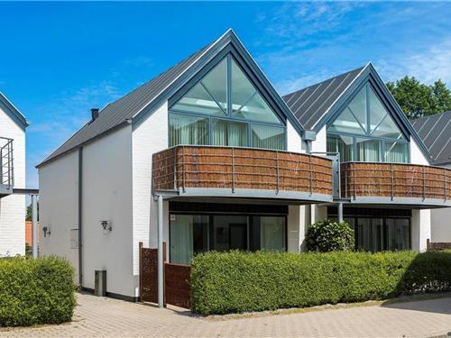 Holiday home - 6 persons -  - Marielyst Strandvej 63 W - Marielyst - 4873 - Væggerløse
