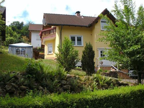 Ferielejlighed - 4 personer -  - Ebersberger Str. - 36163 - Poppenhausen