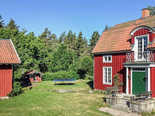 Semesterhus/Semesterlägenhet - 7 personer -  - Narebo gård - Narebo Gård - 610 40 - Gusum