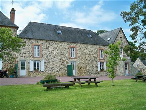 Holiday Home/Apartment - 7 persons -  - le lasnier - 50630 - Crasville