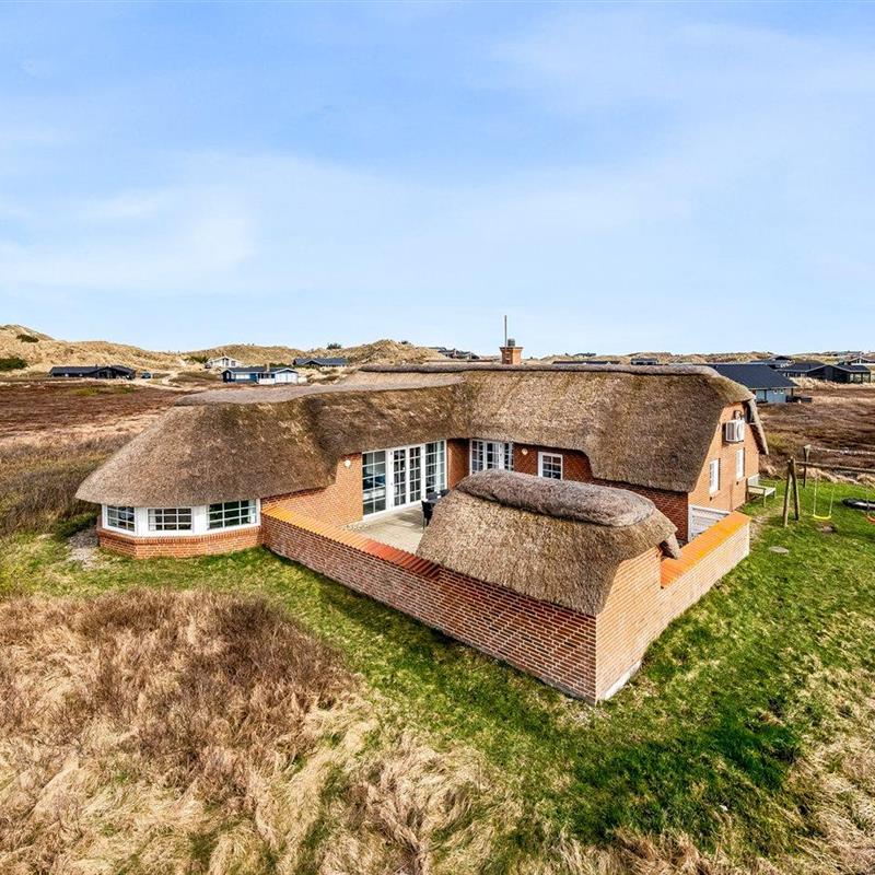 Sommerhus - 12 personer -  - Riskrogvej - Haurvig - 6960 - Hvide Sande
