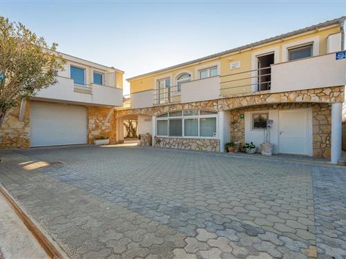 Ferielejlighed - 6 personer -  - Primorska ulica - 23232 - Nin