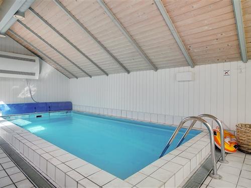 Sommerhus - 12 personer -  - Brombærhækken - Nykøbing, Sj. - 4500 - Nykøbing Sj