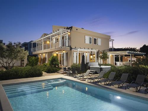 Holiday home - 12 persons -  - Dražice Zidine - 52204 - Ližnjan