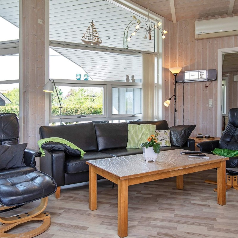 Sommerhus - 8 personer -  - Skovløbervej - Bisserup - 4243 - Rude