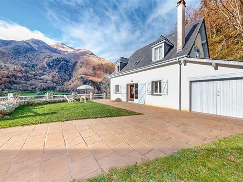 Holiday home - 6 persons -  - La coste - Louvie Soubiron - 64440 - Louvie-Soubiron