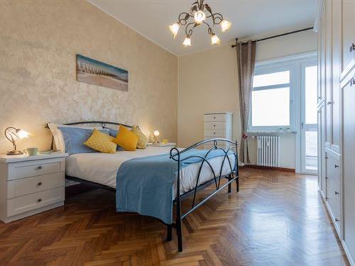 Holiday Home/Apartment - 4 persons -  - 10135 - Turin