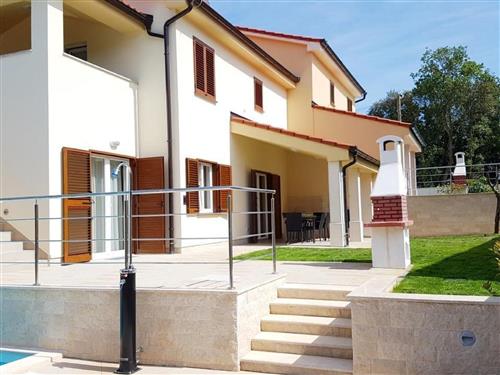 Holiday home - 10 persons -  - Pula/Banjole - 52100