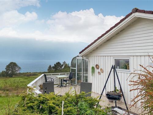Sommerhus - 5 personer -  - Åfjordvegen - Sørbøvågen/Hyllestad - 6958 - Sørbøvågen