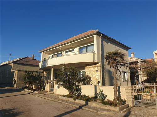 Holiday Home/Apartment - 6 persons -  - Nin - 23232 - Nin