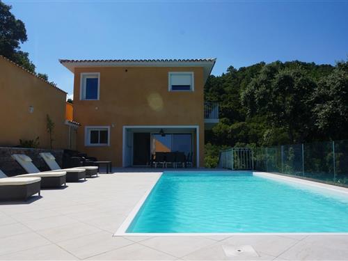 Holiday home - 8 persons -  - 20145 - Solenzara