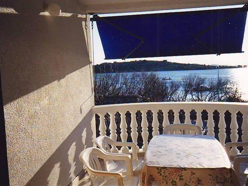 Holiday Home/Apartment - 5 persons -  - Srima - Vodice - 22211 - Srima - Vodice