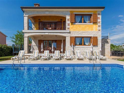 Holiday Home/Apartment - 10 persons -  - Buici - 52440 - Porec