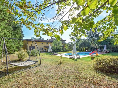 Holiday Home/Apartment - 4 persons -  - Via Pianacci - 51010 - Uzzano
