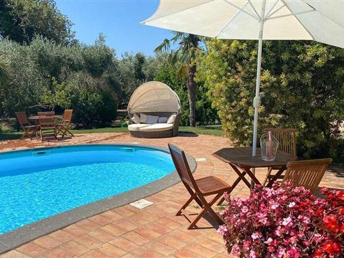 Holiday home - 13 persons -  - Loc. Montecimbalo snc - 01016 - Tarquinia