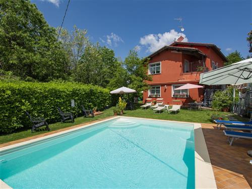 Holiday Home/Apartment - 8 persons -  - Pistoia - 51010