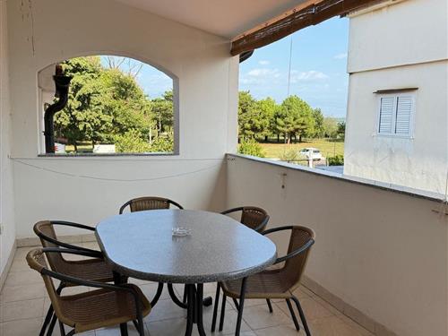 Holiday Home/Apartment - 4 persons -  - Sabunike Ulica VII - 23233 - Privlaka