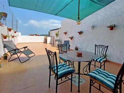 Holiday Home/Apartment - 8 persons -  - Carrer del Raval - 46729 - Ador