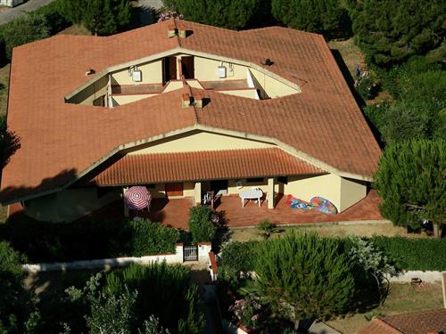 Holiday Home/Apartment - 7 persons -  - 58015 - Giannella