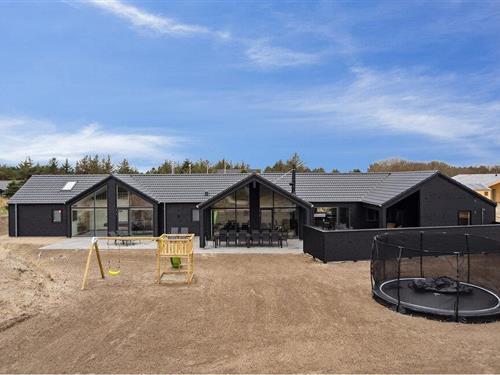 Sommerhus - 18 personer -  - Bilbergsvej - Bjerregård - 6960 - Hvide Sande
