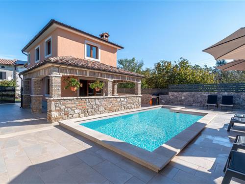 Holiday home - 6 persons -  - Pahari, Rocko polje - Buzet- Roc - 52425 - Roc