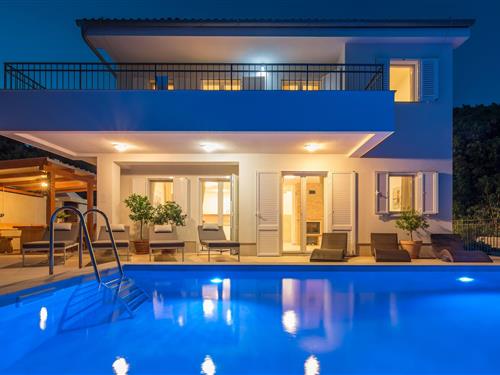 Villa - 8 Personen -  - 51556 - Martinšcica