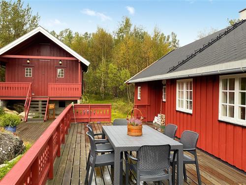 Holiday Home/Apartment - 8 persons -  - Tømmervågvegen - Tustna/Aure - 6590 - Tustna