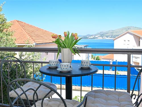 Sommerhus - 8 personer -  - Lokve - Ciovo-Okrug Gornji - 21223 - Okrug Gornji