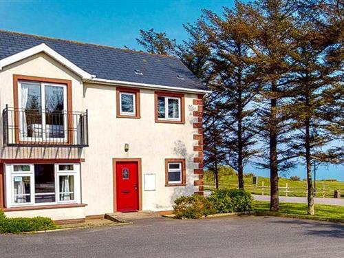 Feriehus - 5 personer -  - X91W7P0 - Dunmore East