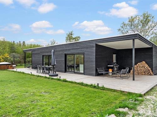 Sommerhus - 9 personer -  - Syrenvej - Bønsvig - 4720 - Præstø