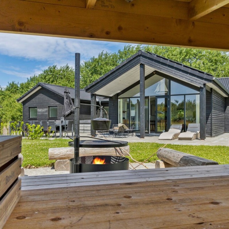 Sommerhus - 16 personer -  - Skovsøen - Fjellerup - 8585 - Glesborg