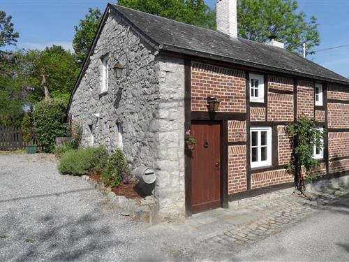 Hytte - 5 personer -  - 5580 - Han Sur Lesse