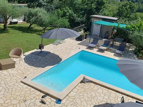 Holiday Home/Apartment - 5 persons -  - Kaštel - 52460 - Kaštel