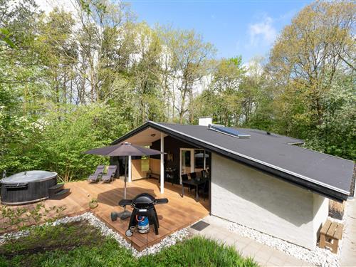 Sommerhus - 4 personer -  - Fyrrelunden - Jegum - 6840 - Oksbøl