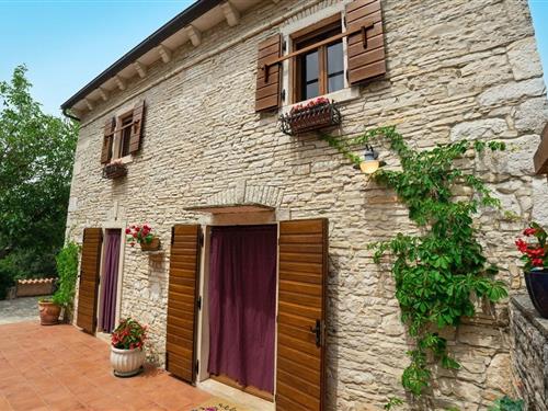 Holiday home - 6 persons -  - Glavani - 52207 - Barban