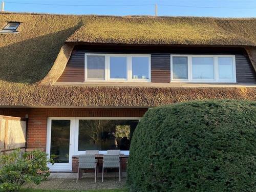 Holiday Home/Apartment - 4 persons -  - 25826 - St. Peter-Ording