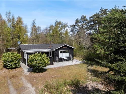 Sommerhus - 5 personer -  - Ædjavejen - Sømarken - 3720 - Åkirkeby