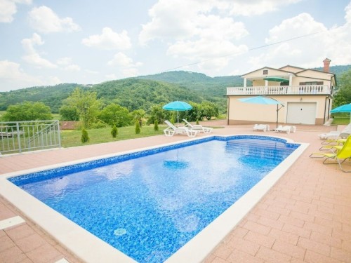 Villa - 8 persons -  - 52420 - Buzet