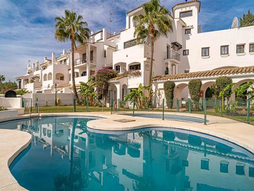 Holiday Home/Apartment - 6 persons -  - Urb. Villa Marina Nueva Andalu - Marbella - Puerto Banus - 29660 - Marbella