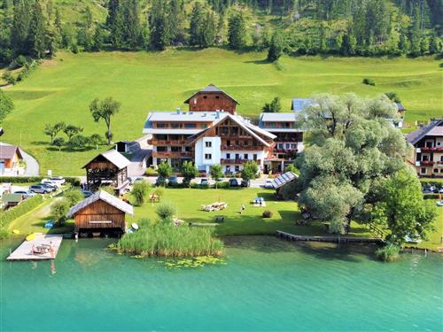 Holiday Home/Apartment - 6 persons -  - Neusach - 9762 - Weissensee