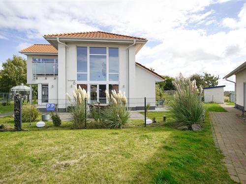 Ferienhaus - 6 Personen -  - Am Gutshof - 18569 - Vaschvitz