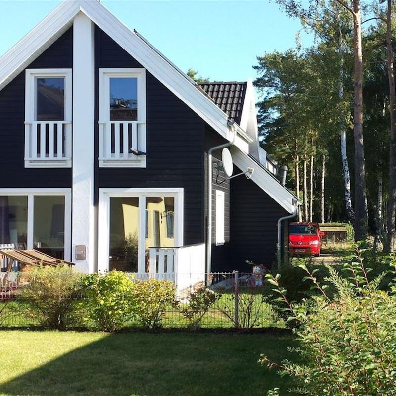 Sommerhus - 4 personer -  - 18551 - Glowe