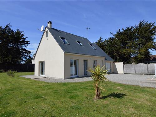 Holiday home - 6 persons -  - 50580 - Denneville