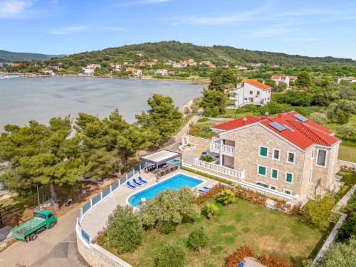 Holiday apartment - 4 persons -  - Obala - Pasman - Mrljane - 23212 - Mrljane