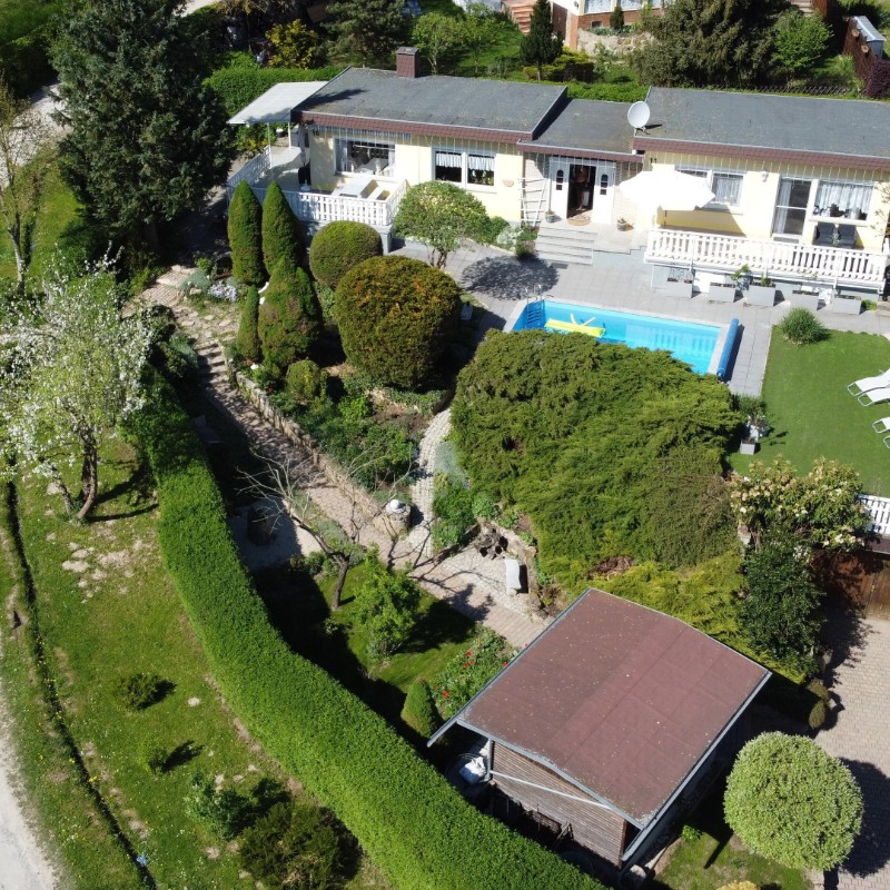 Bungalow - 4 personer -  - Am Haselberg - 99636 - Rastenberg